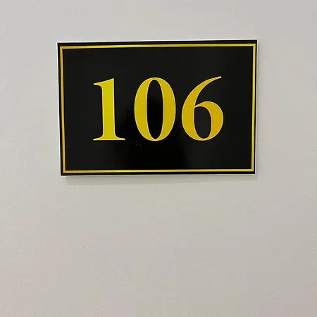 Sisana Ξενοδοχείο *